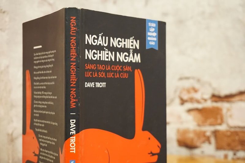sach-ngau-nghien-nghien-ngam-bi-quyet-sang-tao-dot-pha-tu-goc-nhin-cua-chuyen-gia-quang-cao-lau-nam-scantruyen-com-39-3